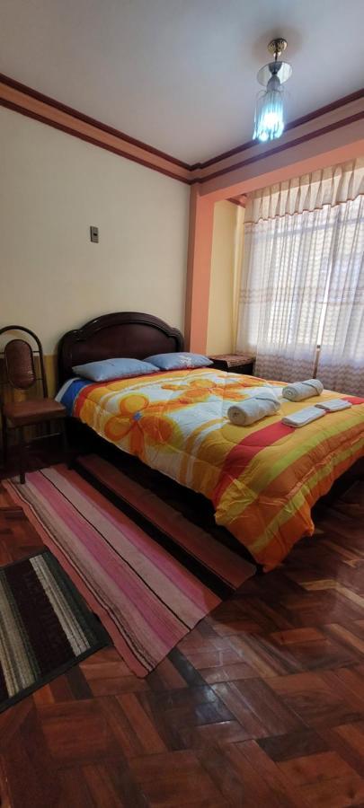 Hostal Sol Y Luna Bed and Breakfast Copacabana  Esterno foto