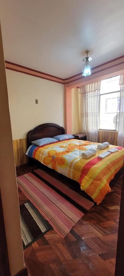 Hostal Sol Y Luna Bed and Breakfast Copacabana  Esterno foto